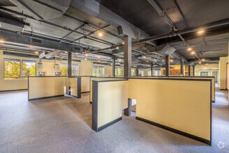 1 Illinois St, St Charles, IL à louer Photo intérieure– Image 2 sur 9