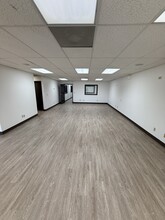 7737 E 42nd Pl, Tulsa, OK à louer Photo intérieure– Image 2 sur 10