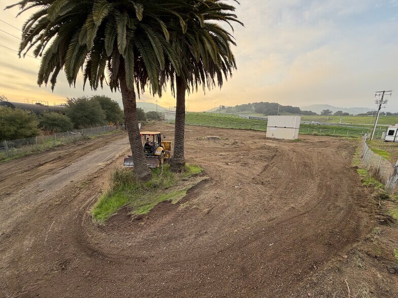 9321 W Cordelia Rd, Fairfield, CA à louer - Photo de l’immeuble – Image 3 sur 5