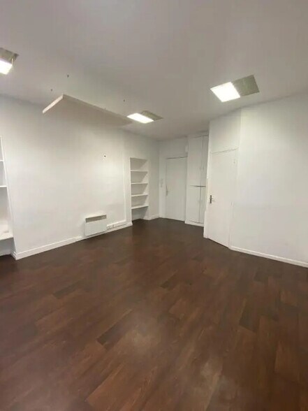 Bureau dans Paris à louer - Photo de l’immeuble – Image 3 sur 14