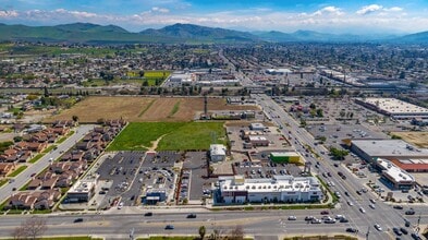 1174 W Henderson Ave, Porterville, CA - VUE AÉRIENNE  vue de carte - Image1