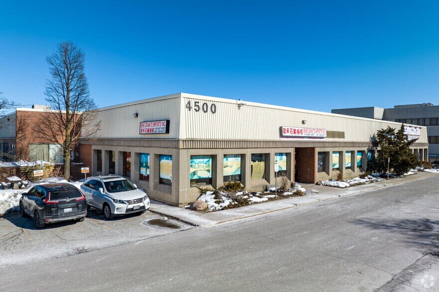 4500 Sheppard Ave, Toronto, ON à louer - Photo de l’immeuble – Image 2 sur 5