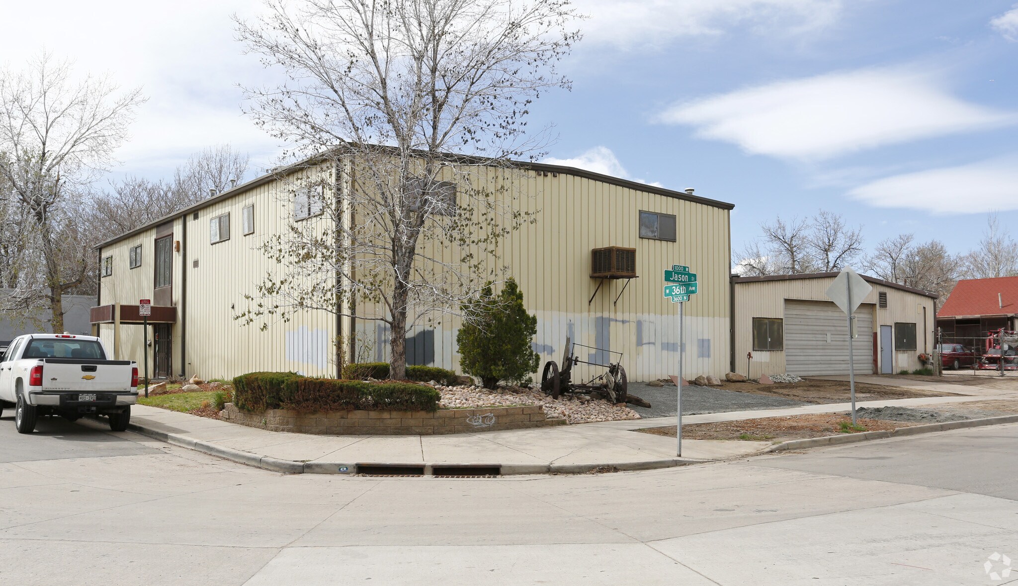 1101 W 36th Ave, Denver, CO à louer Photo principale– Image 1 sur 7