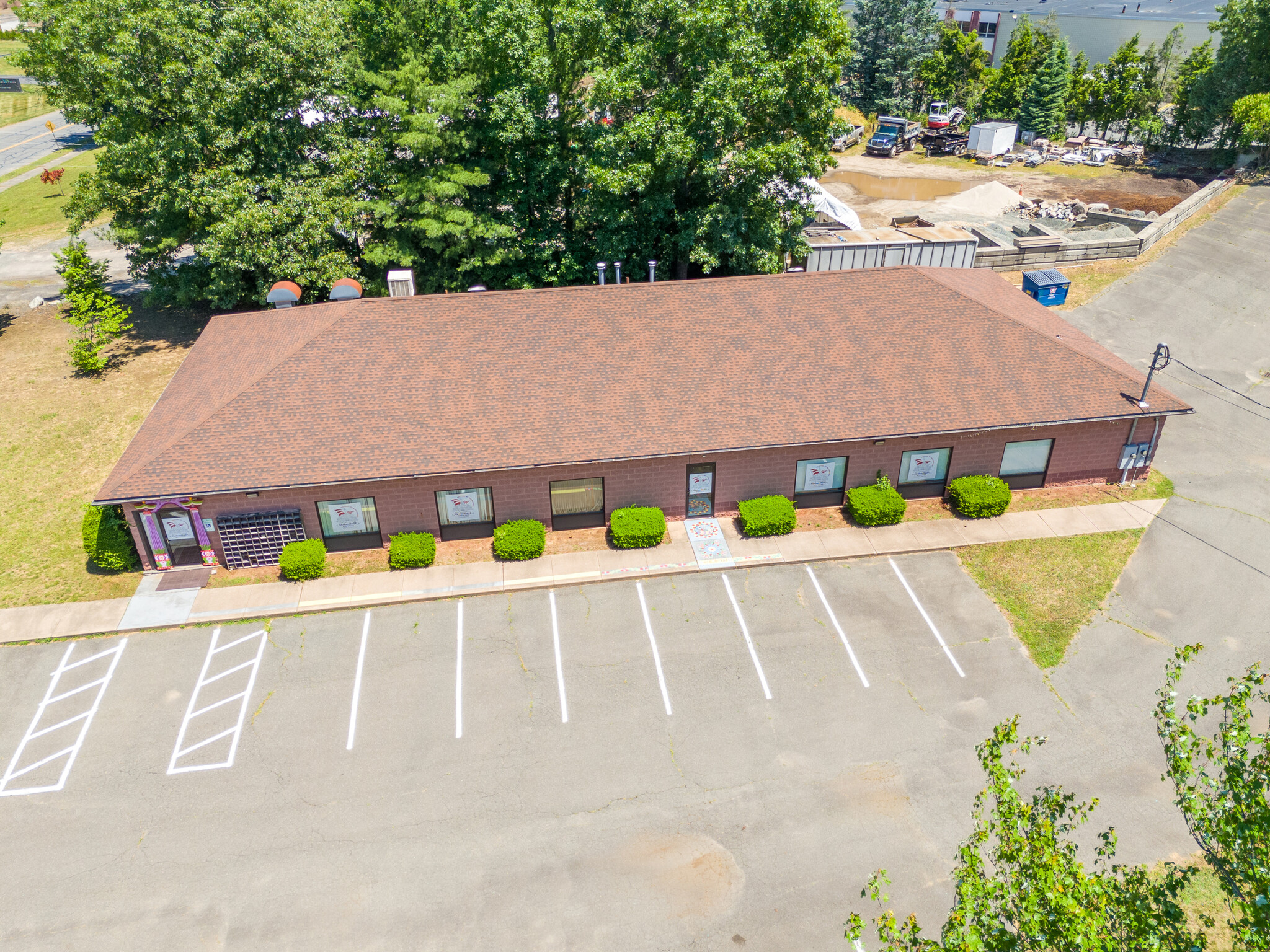 605 Silver St, Agawam, MA à vendre Photo de l’immeuble– Image 1 sur 30