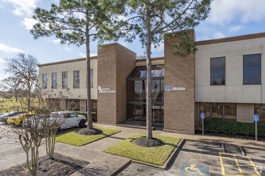 1506 E Broadway St, Pearland, TX à louer - Photo de l’immeuble – Image 3 sur 5