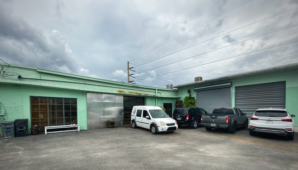 290 NW 73rd St, Miami, FL à louer - Photo principale – Image 2 sur 23