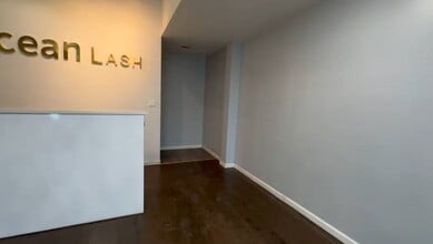 8216 5th Ave, Brooklyn, NY à louer - Vidéo sur l’annonce professionnelle 