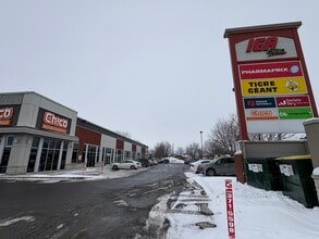 1380-1484 Boul Monseigneur-Langlois, Salaberry-de-valleyfield, QC à louer Photo de l’immeuble– Image 1 sur 13