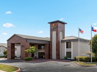 Plus de détails pour 1619 N I H 35, San Marcos, TX - Hôtellerie à vendre