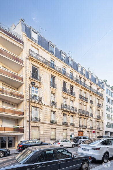26 Rue Brunel, Paris à louer - Photo de l’immeuble – Image 2 sur 3