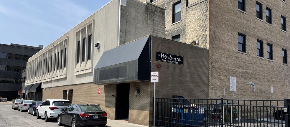 123 W Washington St, South Bend, IN à vendre - Photo de l’immeuble – Image 2 sur 6