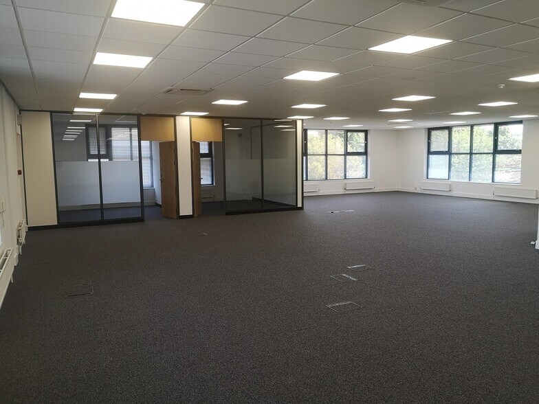 Watchmead, Welwyn Garden City à louer - Photo de l’immeuble – Image 3 sur 11