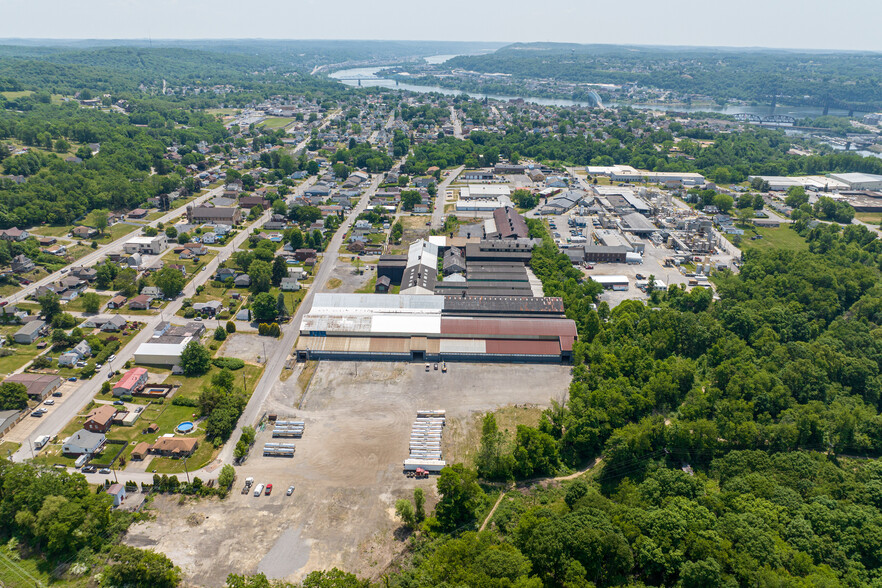 670 Pennsylvania Ave, Rochester, PA à vendre - Photo de l’immeuble – Image 3 sur 4