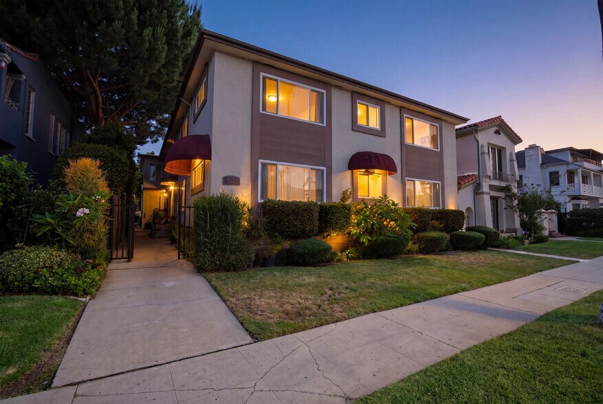 447 S Palm Dr, Beverly Hills, CA à vendre - Photo de l’immeuble – Image 3 sur 26