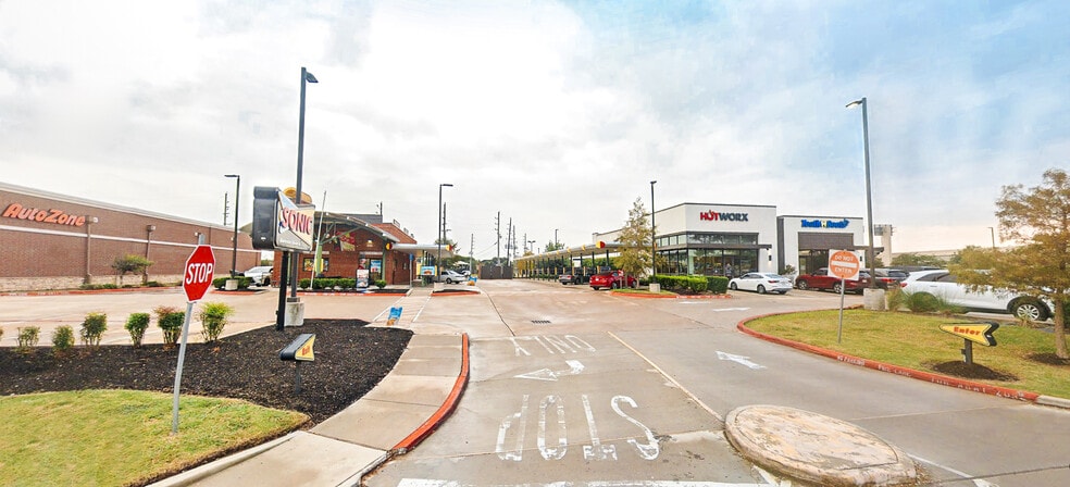 22363 Bellaire Blvd, Richmond, TX à louer - Photo principale – Image 1 sur 7