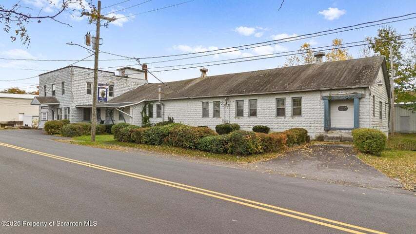 707 River St, Peckville, PA à vendre - Photo principale – Image 1 sur 6