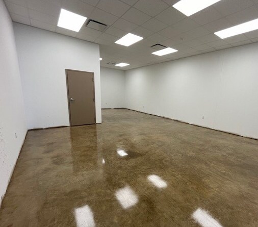 1211 16th St NE, Hickory, NC à louer - Photo de l’immeuble – Image 3 sur 6