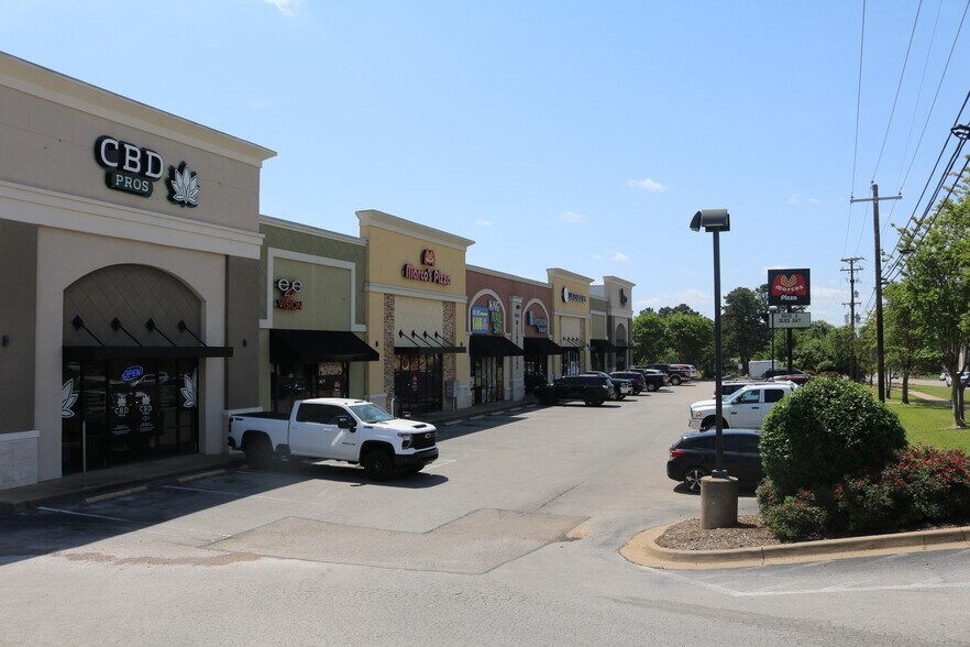 7924 S Broadway, Tyler, TX à vendre - Photo de l’immeuble – Image 1 sur 16