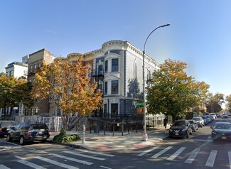 Plus de détails pour 2575 Bedford Ave, Brooklyn, NY - Logement à vendre