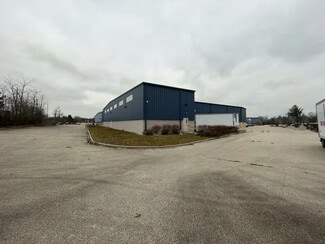 Plus de détails pour 2025 W Southbranch Blvd, Oak Creek, WI - Industriel/Logistique à vendre