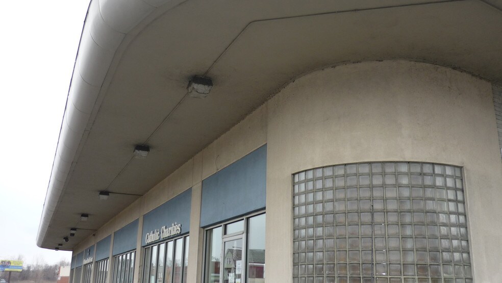 1700 Broadway St, Buffalo, NY à louer - Photo de l’immeuble – Image 2 sur 7