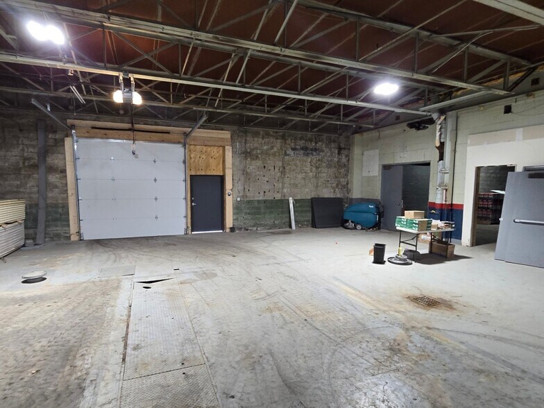 23 N Division St, Auburn, NY à louer - Photo de l’immeuble – Image 3 sur 10