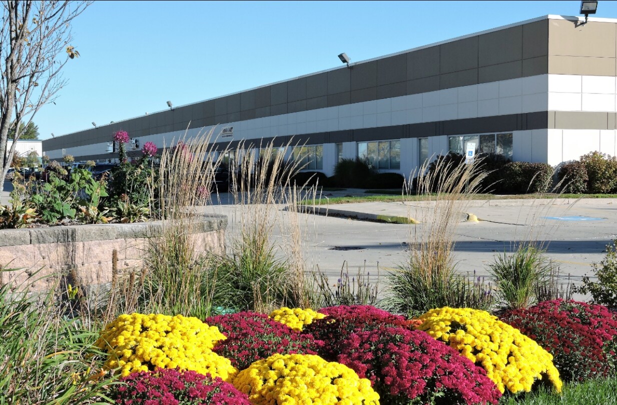 1665 Quincy Ave, Naperville, IL à louer Photo de l’immeuble– Image 1 sur 11