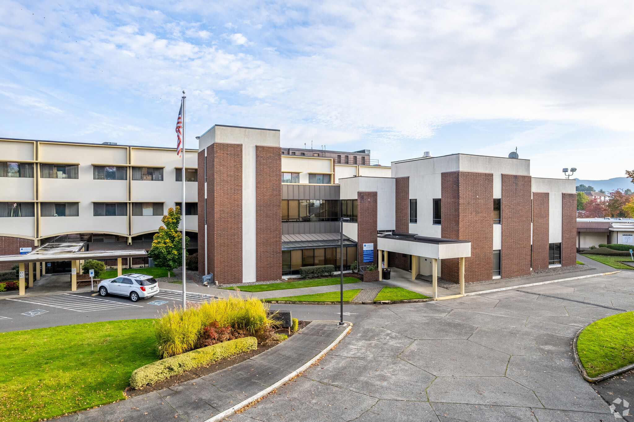 600 Broadway St, Longview, WA à vendre Photo principale– Image 1 sur 5