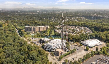 414 Eagle Rock Ave, West Orange, NJ à louer Photo de l’immeuble– Image 2 sur 14