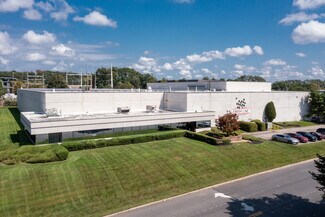 Plus de détails pour 50 Wireless Blvd, Hauppauge, NY - Industriel/Logistique à louer