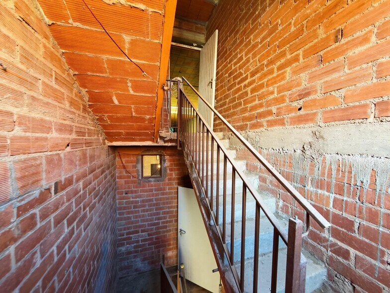 Terrain dans Terrassa, Barcelona à vendre - Photo intérieure – Image 3 sur 12