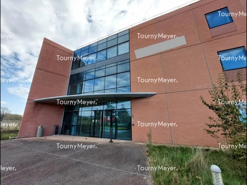 Bureau dans Toulouse à louer Photo de l’immeuble– Image 1 sur 11