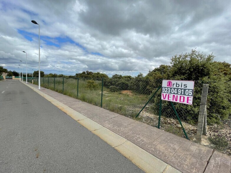 Terrain dans Buenavista, Salamanca à vendre - Photo principale – Image 2 sur 7