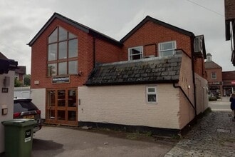 61B High St, Ascot à louer Photo de l’immeuble– Image 1 sur 13