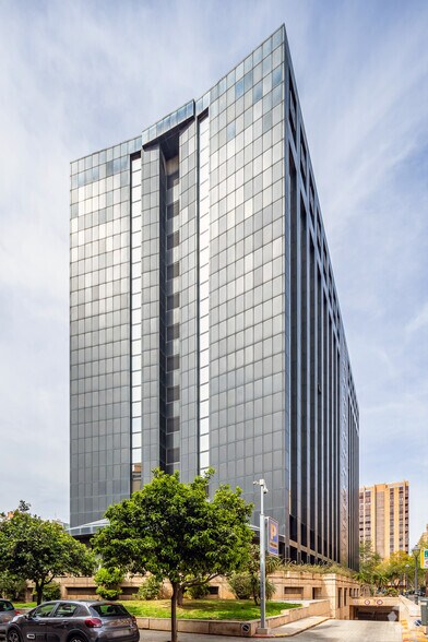 Avenida de Aragón, 30, València, Valencia à louer - Photo de l’immeuble – Image 2 sur 2