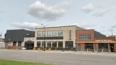 22840 Woodward Ave, Ferndale, MI à louer Photo intérieure– Image 1 sur 8