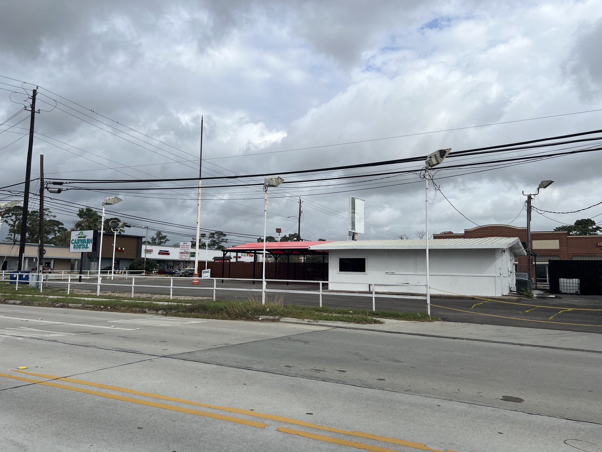 3612 Dunvale Rd, Houston, TX à louer Photo de l’immeuble– Image 1 sur 1