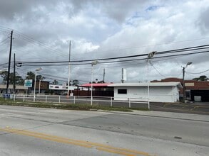 3612 Dunvale Rd, Houston, TX à louer Photo de l’immeuble– Image 1 sur 1