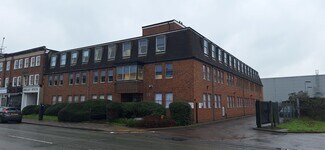 Plus de détails pour 51 Bishopric, Horsham - Bureau à louer