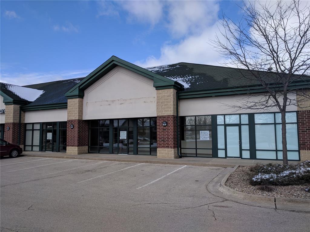 576 Boyson Rd NE, Cedar Rapids, IA à louer Photo de l’immeuble– Image 1 sur 7