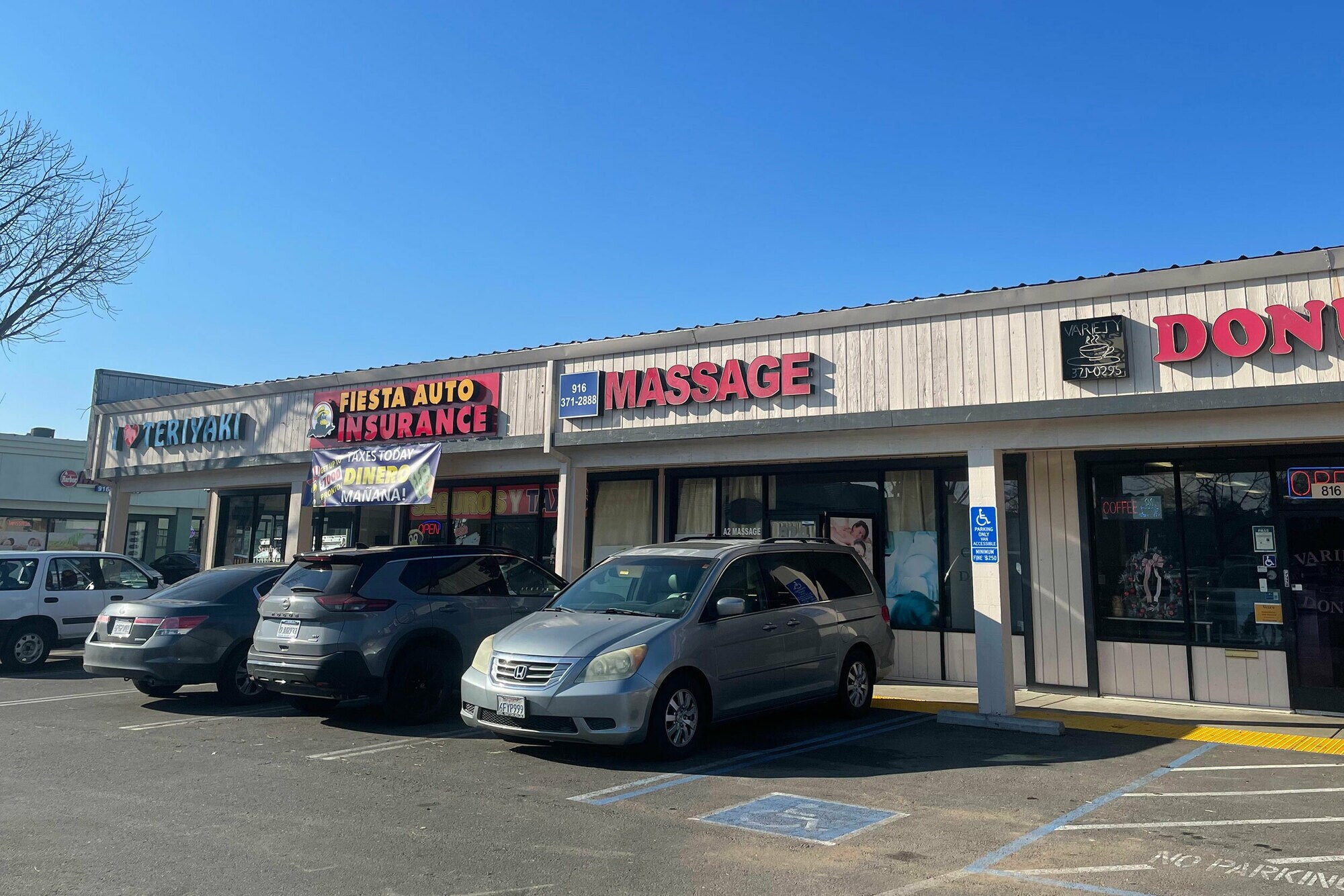 800-830 Harbor Blvd, West Sacramento, CA à louer Photo principale– Image 1 sur 6