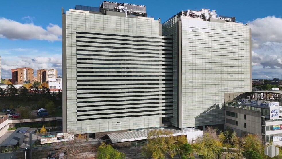 Calle de Serrano Galvache, 26, Madrid, Madrid à louer - Vidéo sur l’annonce professionnelle – Image 2 sur 22