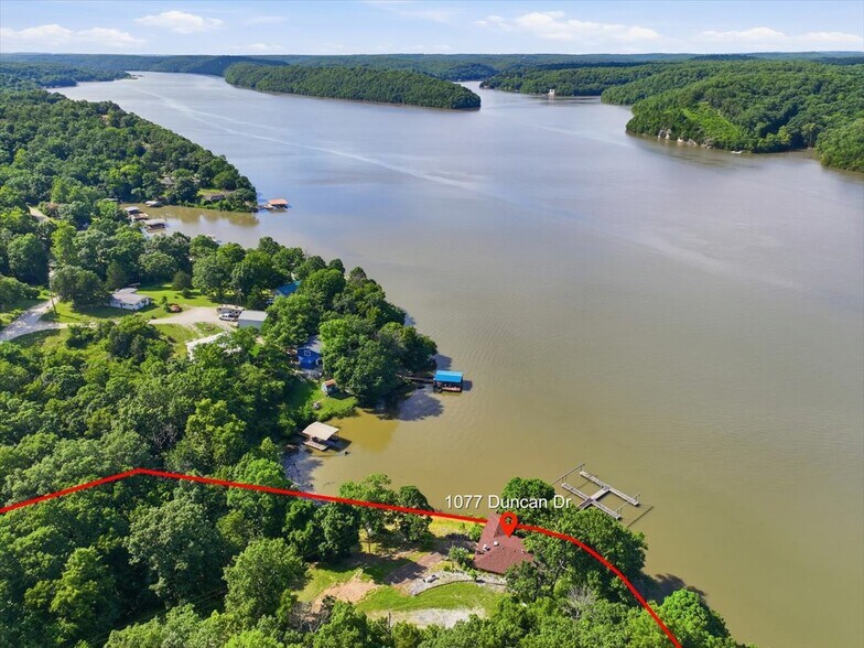 1077 Duncan Dr, Edwards, MO à vendre - Photo de l’immeuble – Image 3 sur 38
