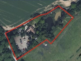Plus de détails pour Brockhill Ln, Redditch - Sports et loisirs à vendre