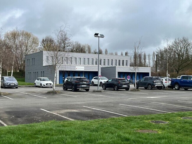 Plus de détails pour Bureau à vendre