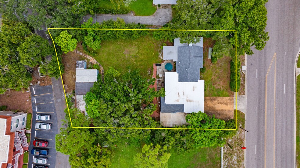 200 66th St N, Saint Petersburg, FL à vendre - Photo de l’immeuble – Image 2 sur 57