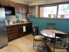 2500 N Circle Dr, Colorado Springs, CO à louer Photo intérieure– Image 2 sur 5
