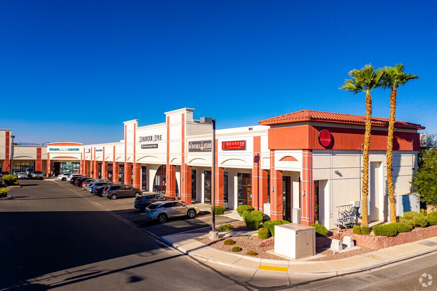 6070 S Rainbow Blvd, Las Vegas, NV à louer - Photo principale – Image 1 sur 2