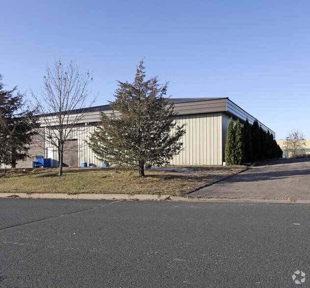 1401 Beaudry Blvd, Hudson, WI à vendre - Photo de l’immeuble – Image 2 sur 4