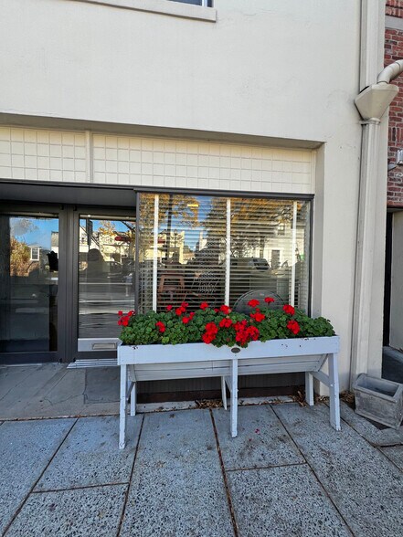 11 Oak St, Ridgewood, NJ à louer - Photo de l’immeuble – Image 2 sur 9